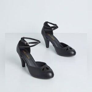 ModCloth NIB Spin Me Right Vintage Inspired‎ Heels - Black